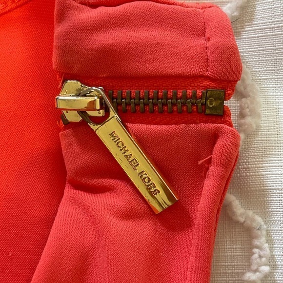 Michael Michael Kors Coral Wrap Tank Size Large Gold Details Pre-owned‎ - Picture 3 of 8